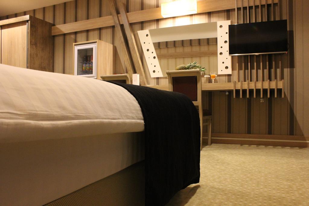 Neba Royal Hotel Samsun Phòng bức ảnh